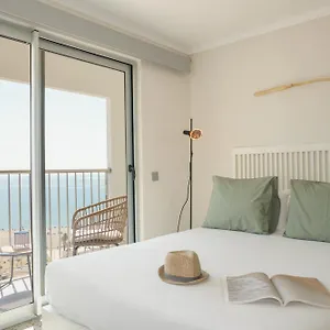 Holidays P14 Sea View Appartement